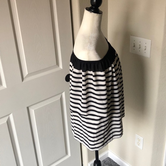Like New Off Shoulder Modern Stripe Top - Picture 4 of 8